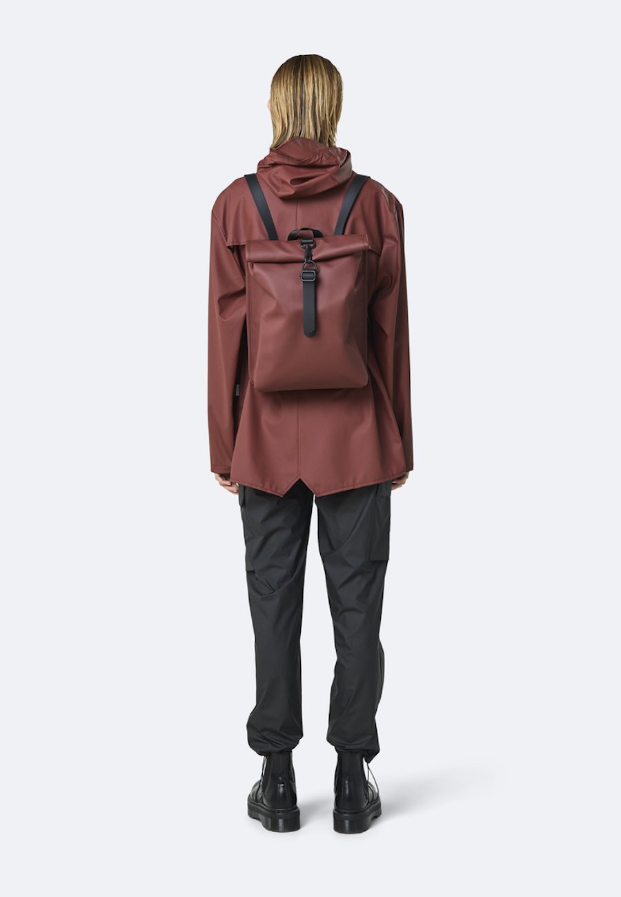 Der ROLLTOP MINI von Rains Ein modernes, handliches und wasserfestes